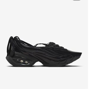 Nike Women's Black High-Gloss Lace-Up Fashion Sneakers